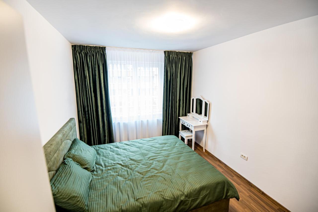 Apartament 3 Camere Royal Braszów Zewnętrze zdjęcie