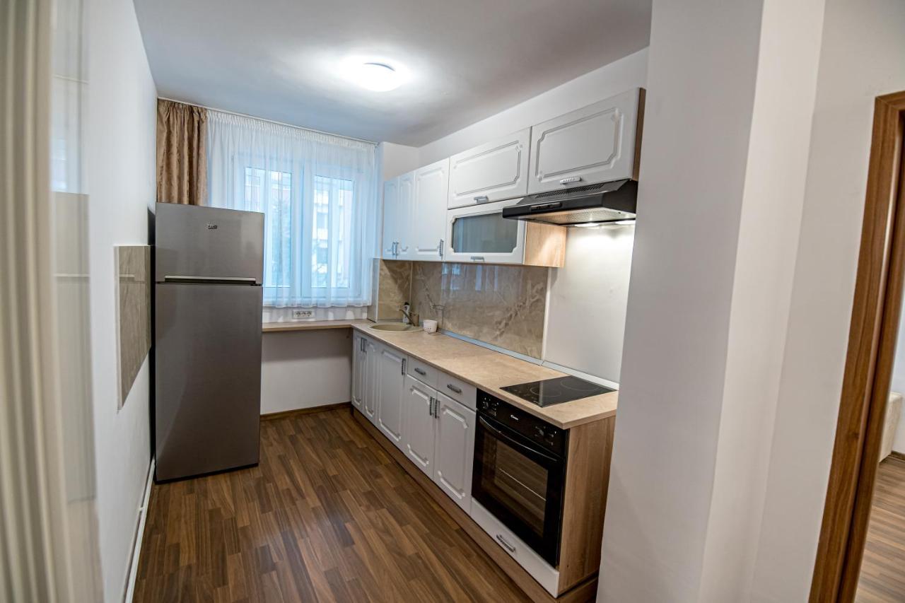 Apartament 3 Camere Royal Braszów Zewnętrze zdjęcie